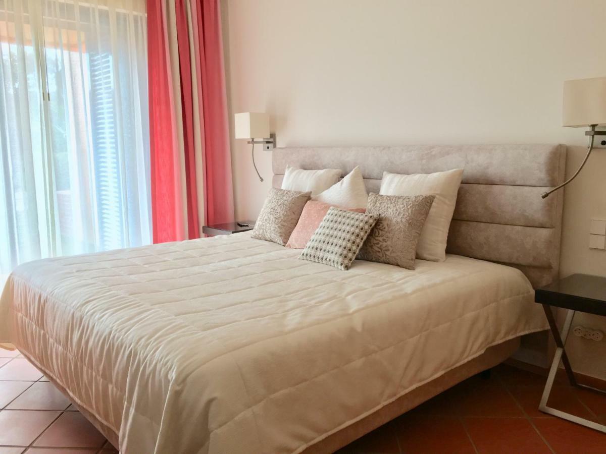 Casa De Ferias Vila Sol Golf 奎特里拉 外观 照片