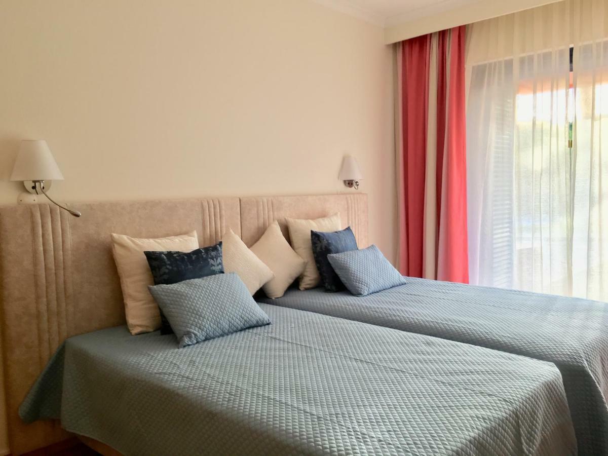 Casa De Ferias Vila Sol Golf 奎特里拉 外观 照片